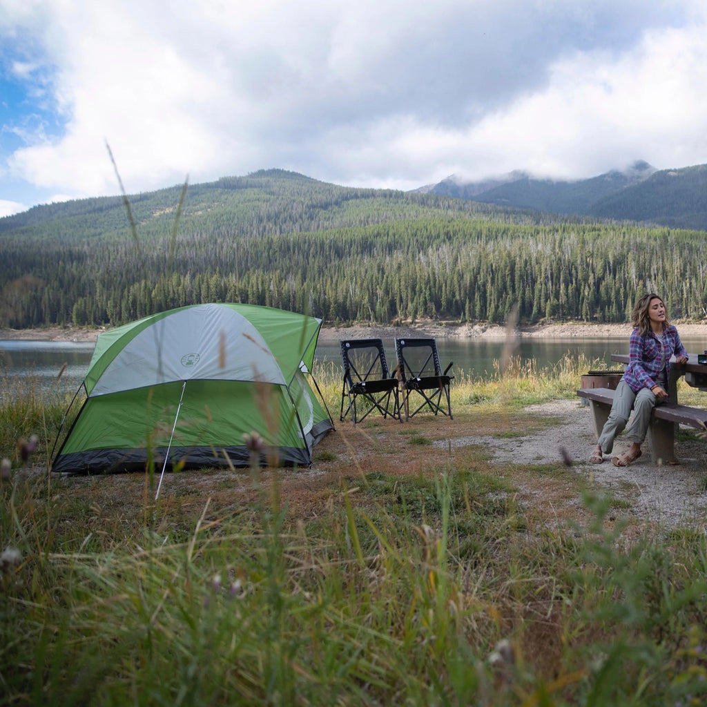 2-Person Weatherproof Dome Tent with E-Port, Green O72390