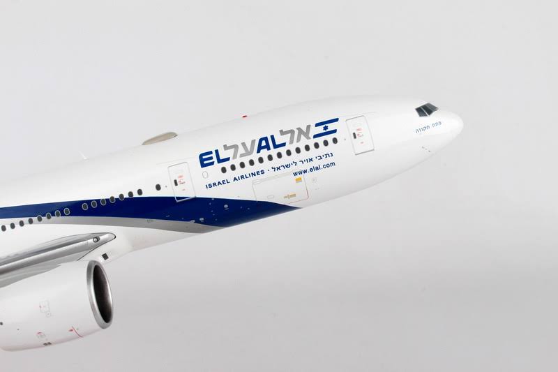 1/200 777-200ER O849418