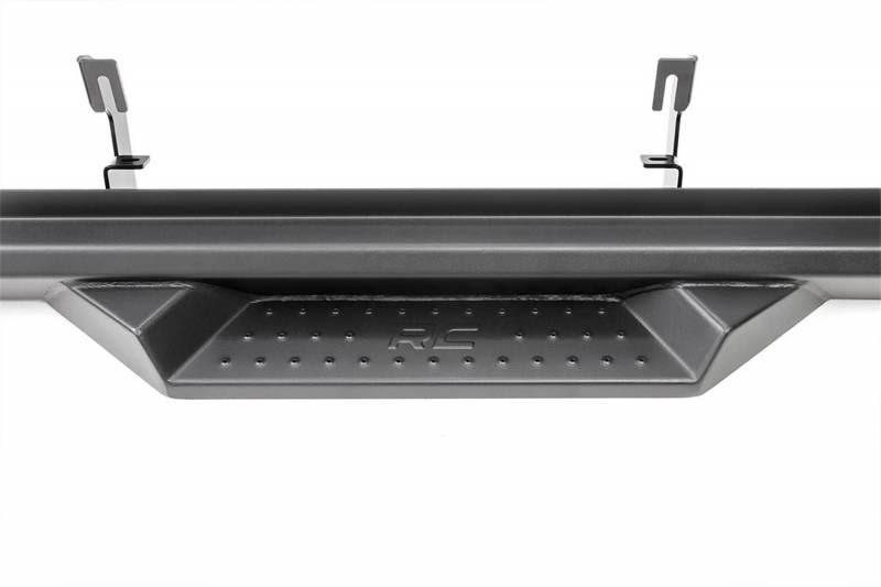 Nissan Drop Steps I686867