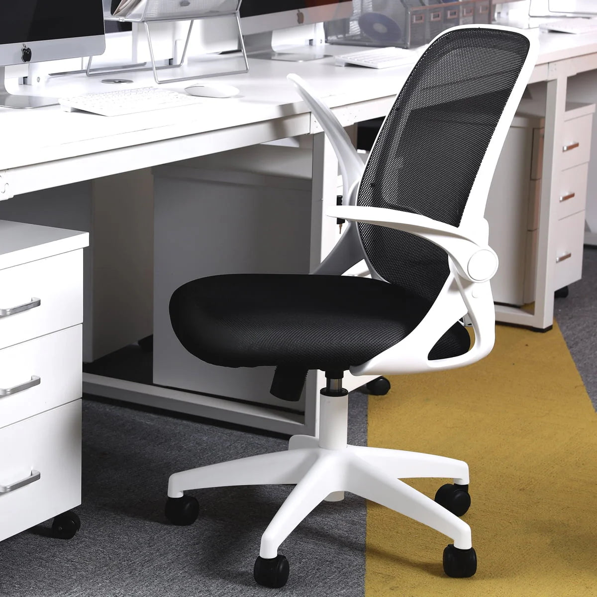 Black Ergonomic Mesh Office Chair S655