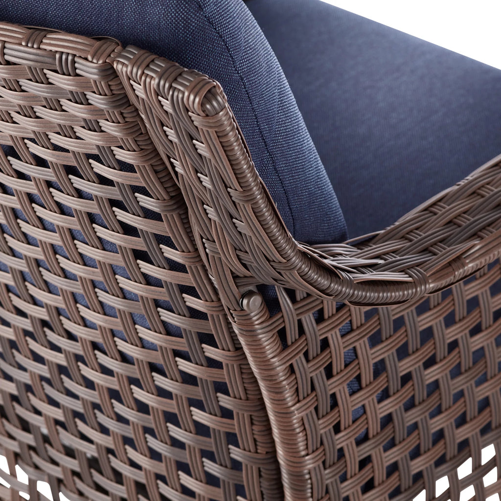4-Piece Wicker Outdoor Conversation Set E836999