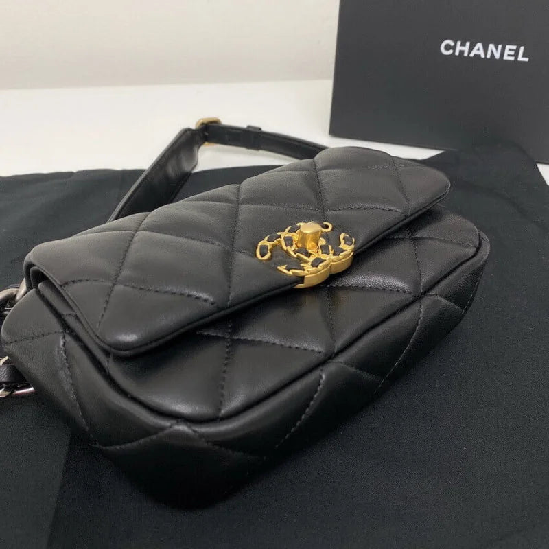 Black Lambskin Quilted Waist Bag F8748