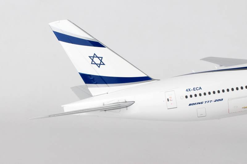 1/200 777-200ER O849418
