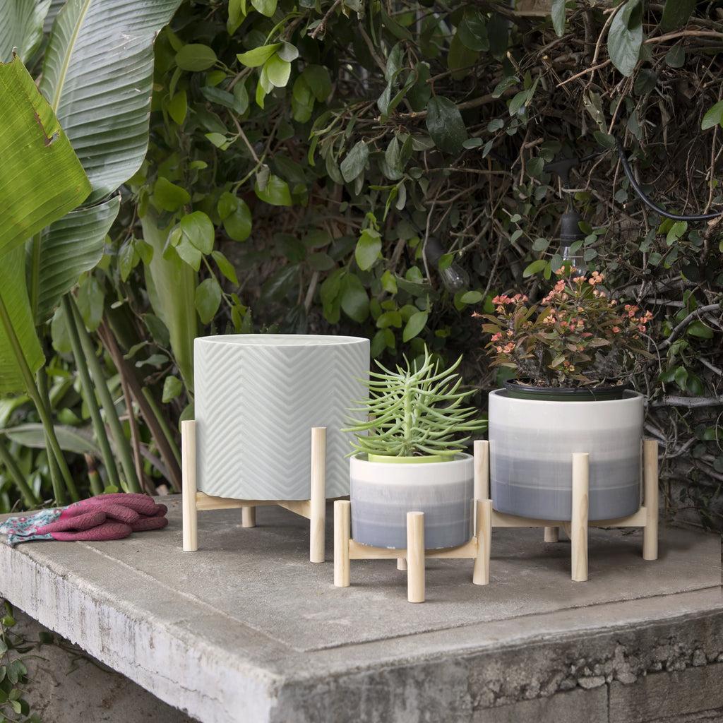 12" Ceramic Chevron Planter with Wood Stand G863540