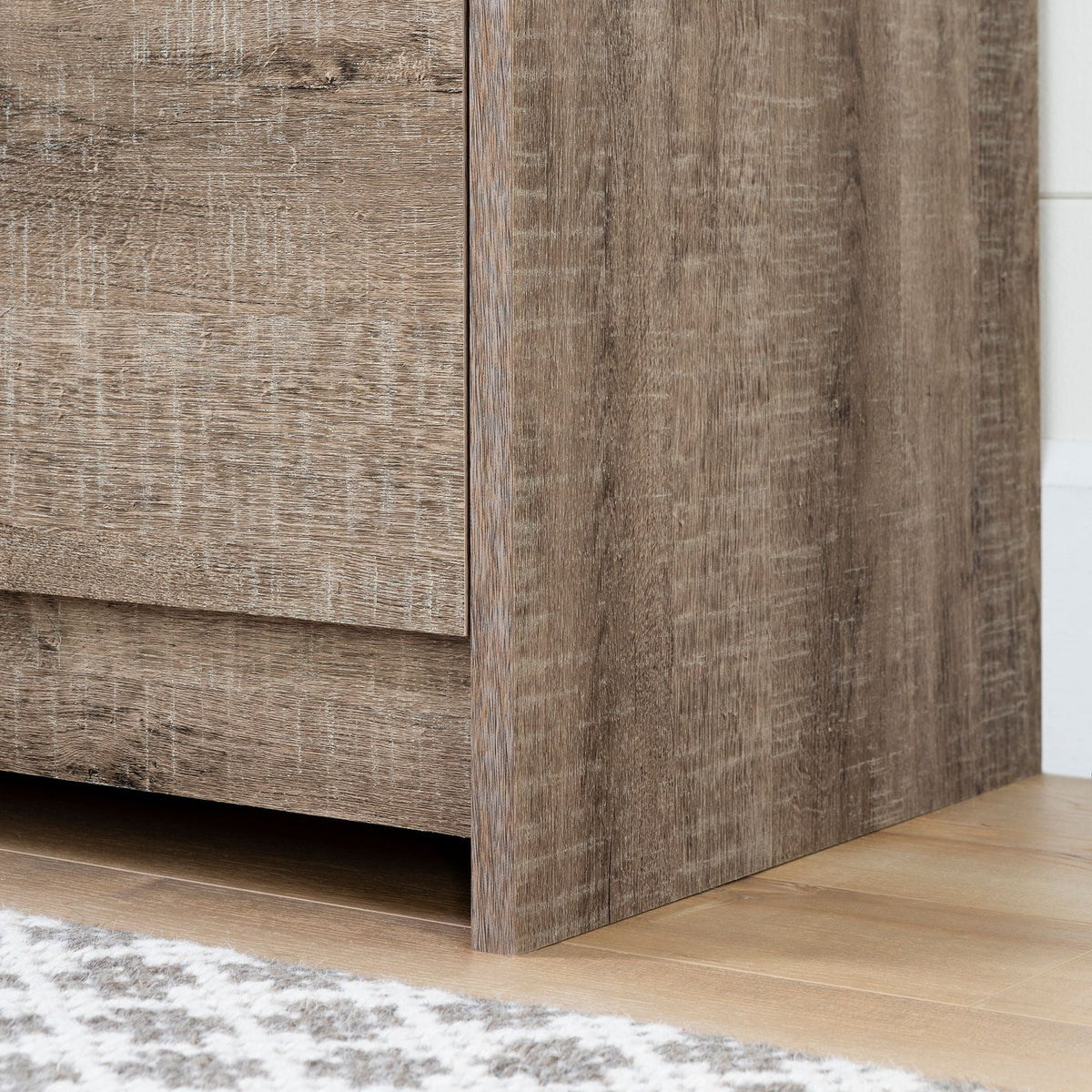 5 Drawer Weathered Oak Dresser N717584
