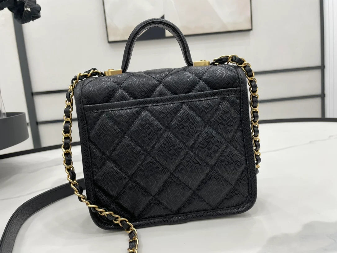 Black Flap Bag O572