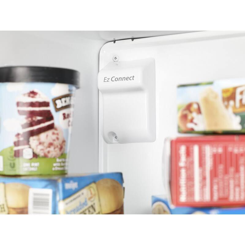 18 cu. ft. Top Freezer Stainless Steel Refrigerator Q473628
