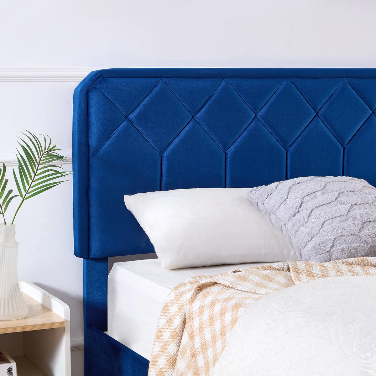 Blue 3-Piece Queen Bedroom Set with Nightstand Set of 2 M473269