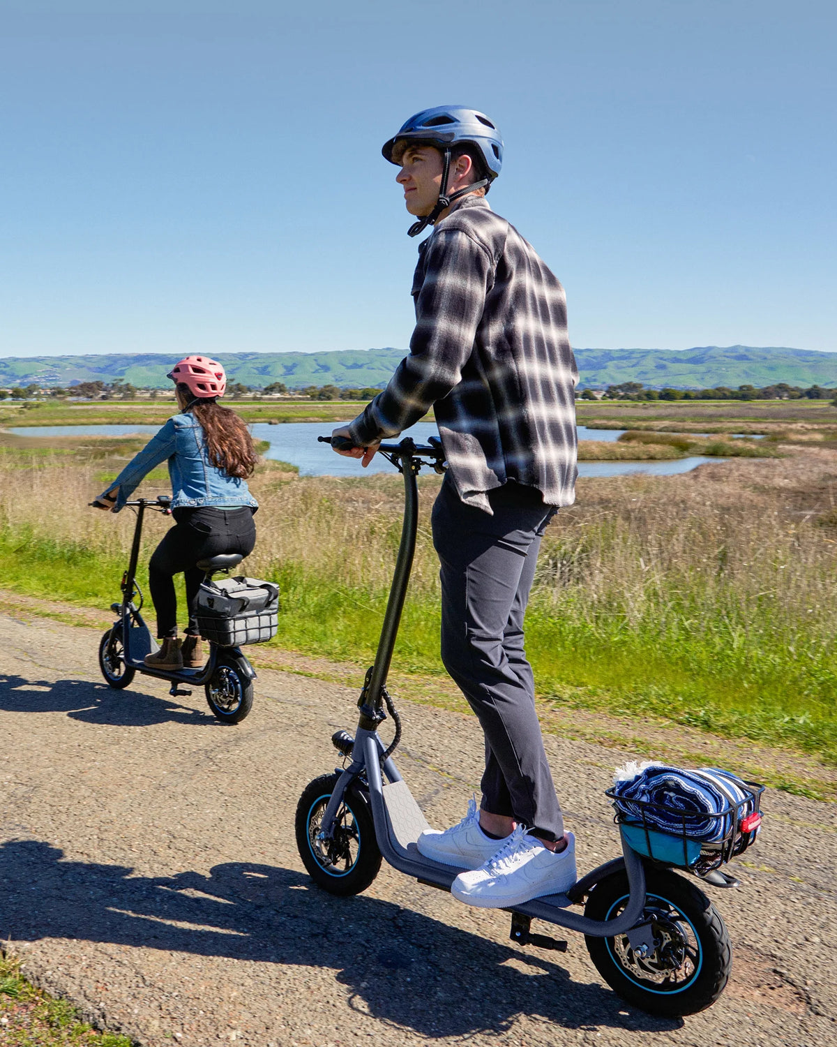 550W 12 inch Electric Scooter with Basket and Wide Deck K32509