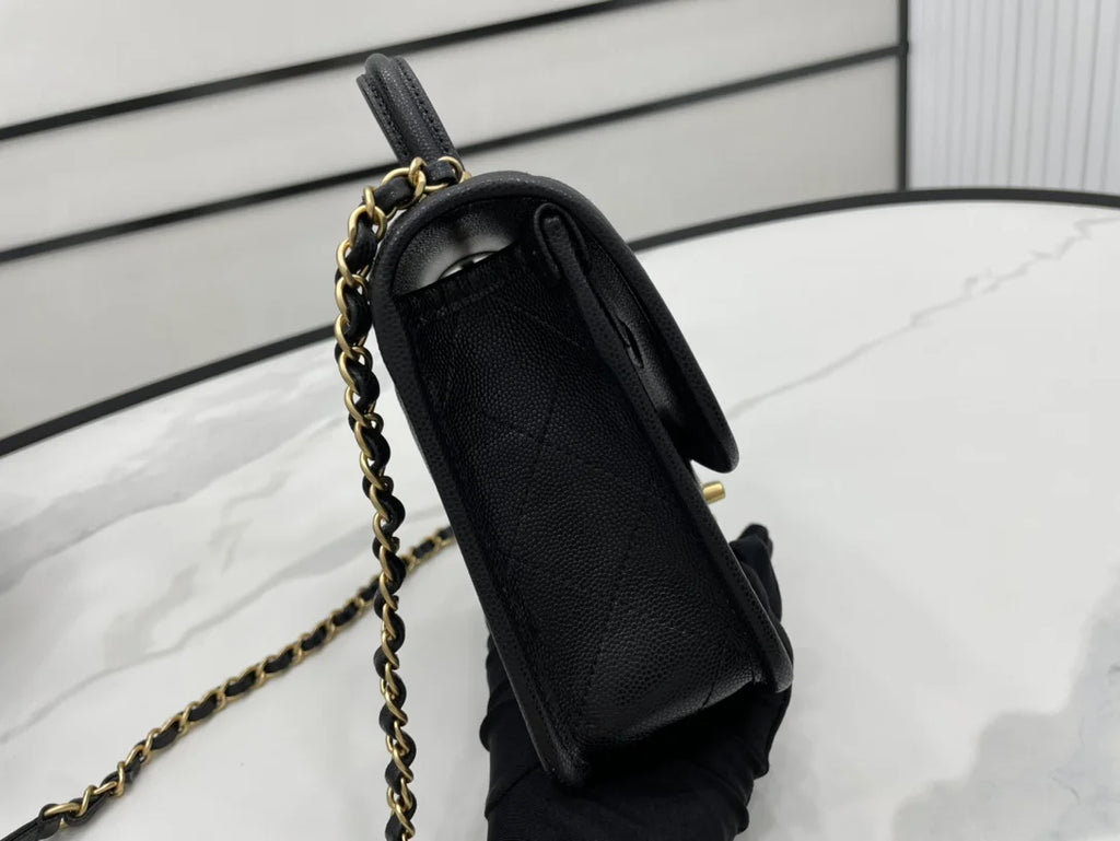 Black Flap Bag O572